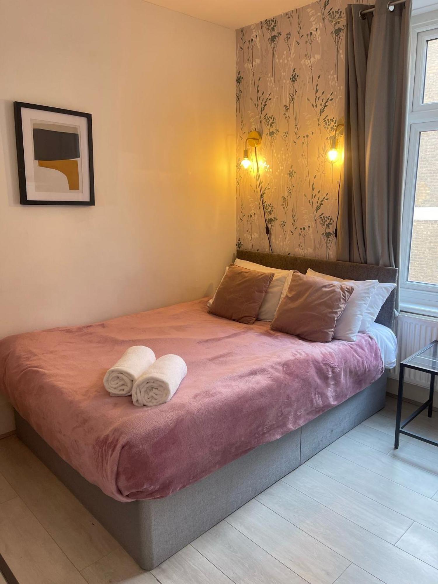 Lovely 2 Bed Flat 2 Floor Miles London Kültér fotó
